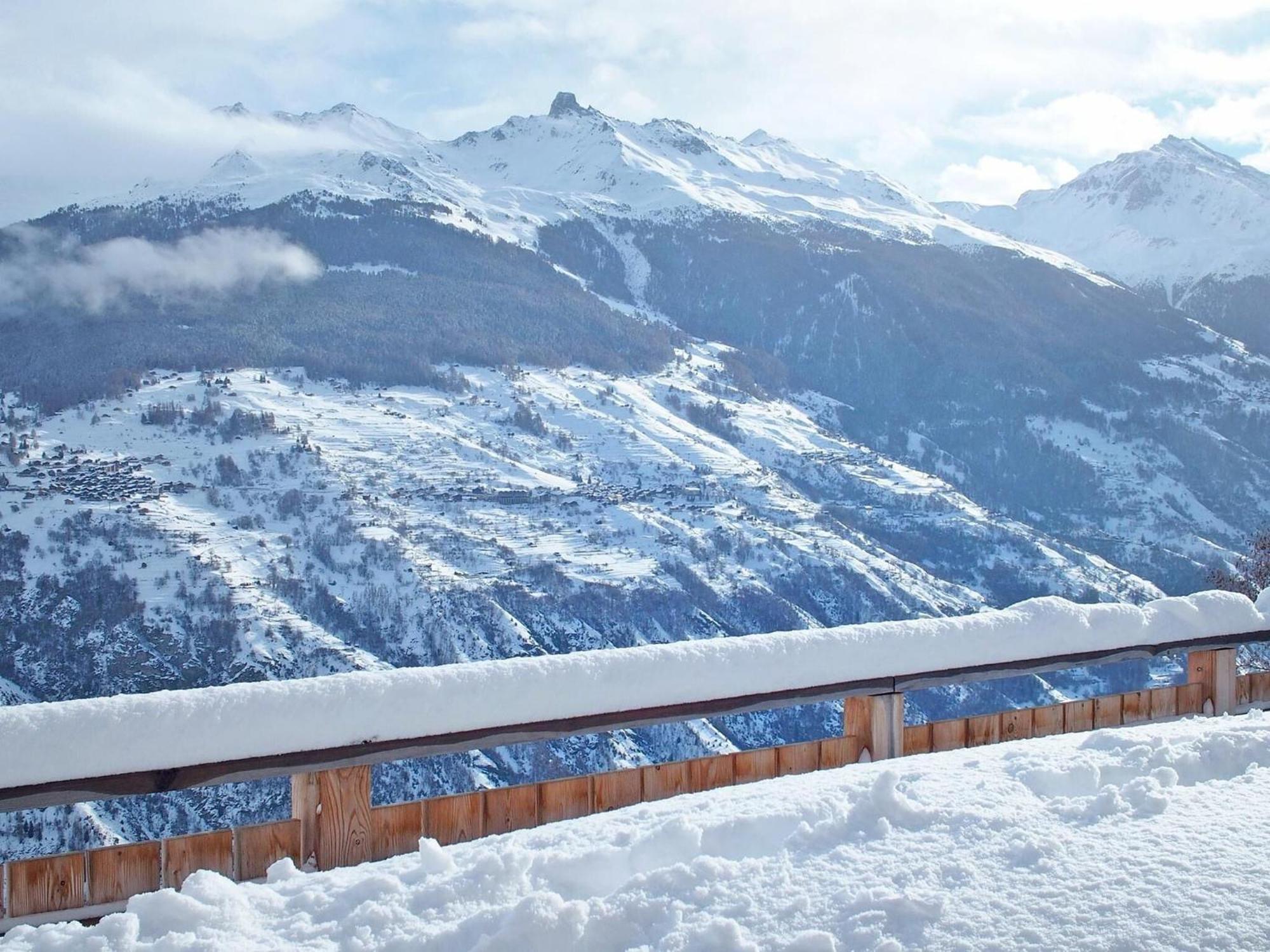 Mountain-View Chalet In Heremence With Terrace Экстерьер фото