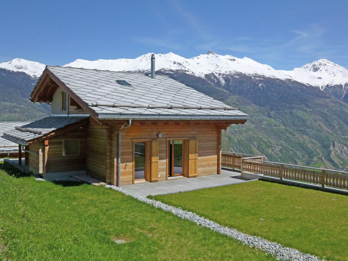 Mountain-View Chalet In Heremence With Terrace Экстерьер фото